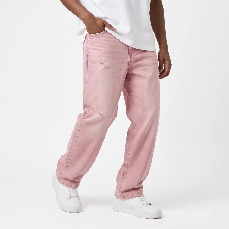 The same image cropped to 4:5 for an ad