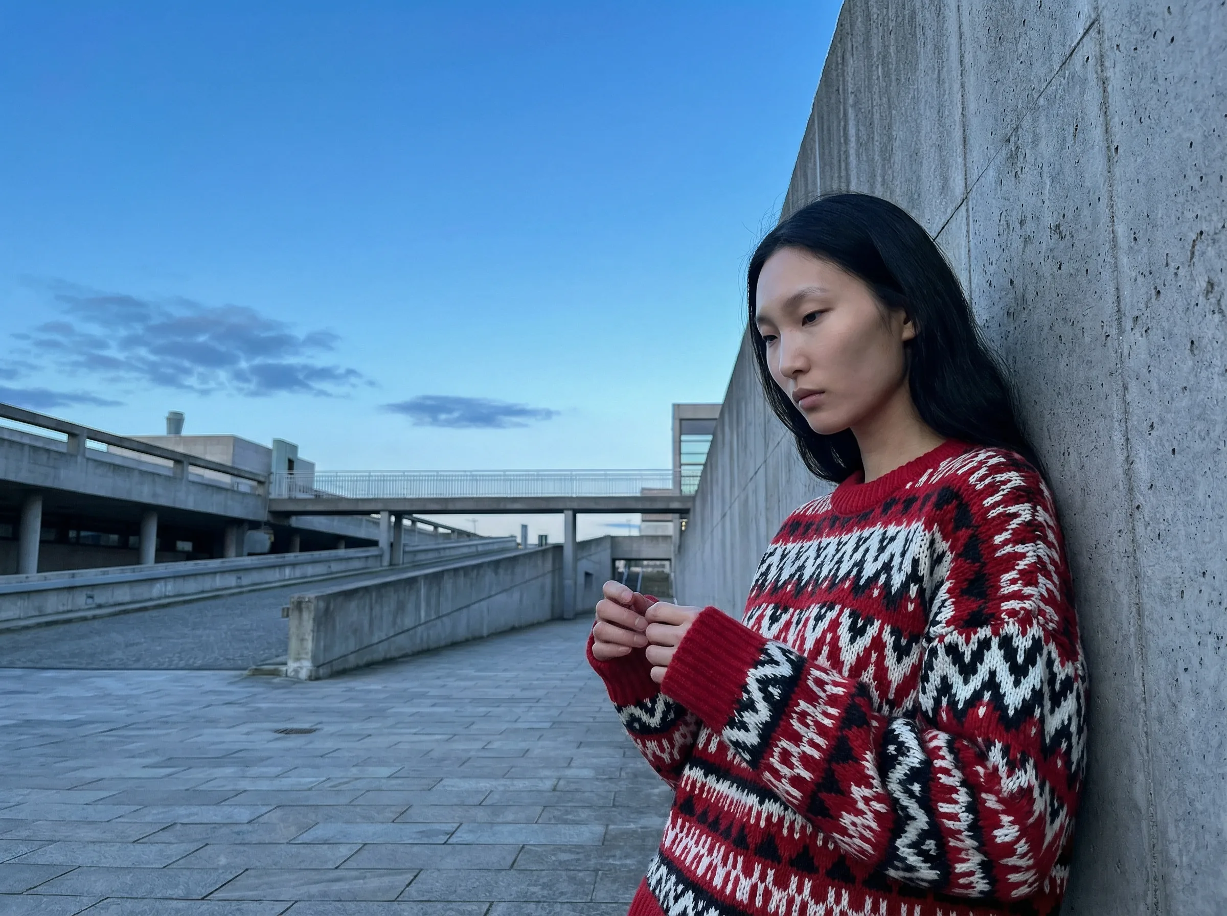 Phone-made-style lifestyle visual 7